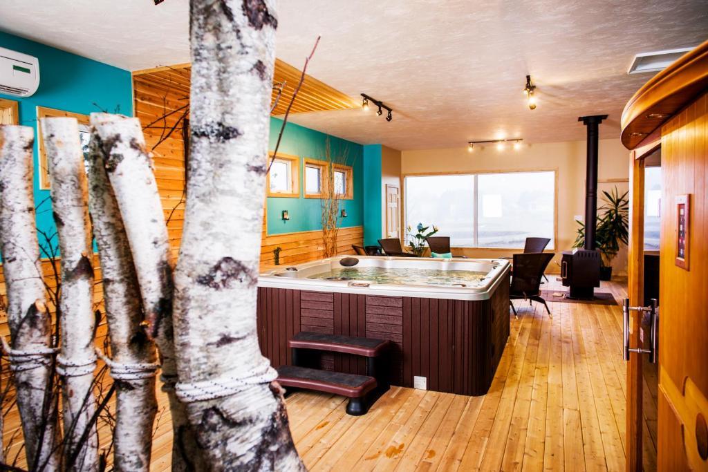 Village Scandinave Lodge & Spa Shediac Ngoại thất bức ảnh